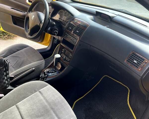 Желтый Пежо 307, объемом двигателя 0 л и пробегом 257 тыс. км за 4000 $, фото 14 на Automoto.ua