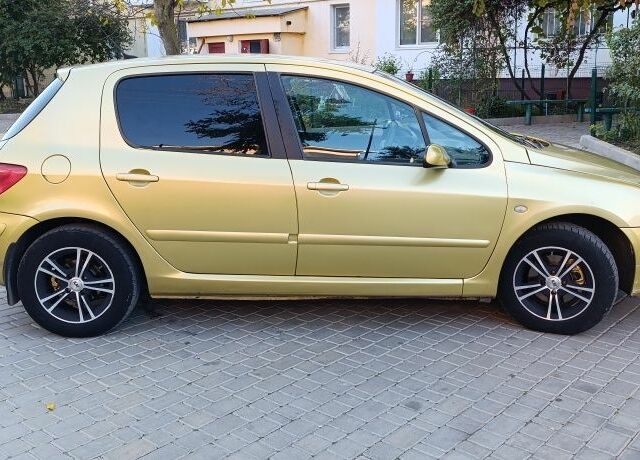 Жовтий Пежо 307, об'ємом двигуна 1.6 л та пробігом 260 тис. км за 3700 $, фото 3 на Automoto.ua