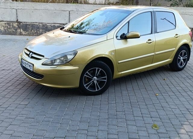 Жовтий Пежо 307, об'ємом двигуна 1.6 л та пробігом 260 тис. км за 3700 $, фото 1 на Automoto.ua