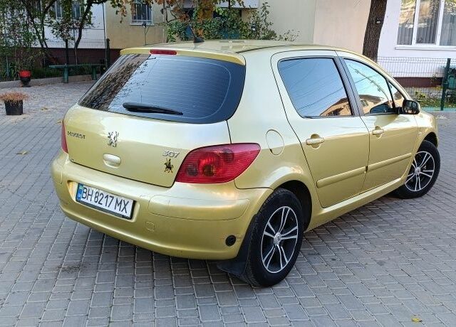 Жовтий Пежо 307, об'ємом двигуна 1.6 л та пробігом 260 тис. км за 3700 $, фото 4 на Automoto.ua