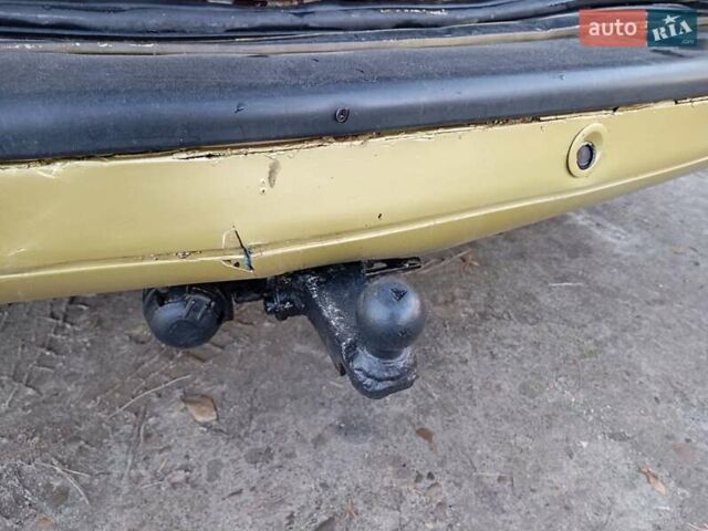 Жовтий Пежо 307, об'ємом двигуна 1.97 л та пробігом 382 тис. км за 2900 $, фото 25 на Automoto.ua