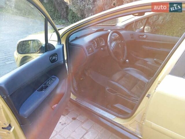 Жовтий Пежо 307, об'ємом двигуна 1.97 л та пробігом 382 тис. км за 2900 $, фото 8 на Automoto.ua
