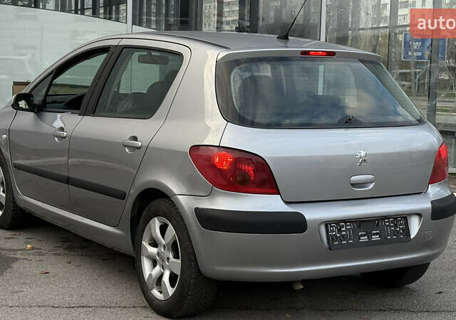 Серый Пежо 307, объемом двигателя 1.6 л и пробегом 232 тыс. км за 3999 $, фото 8 на Automoto.ua