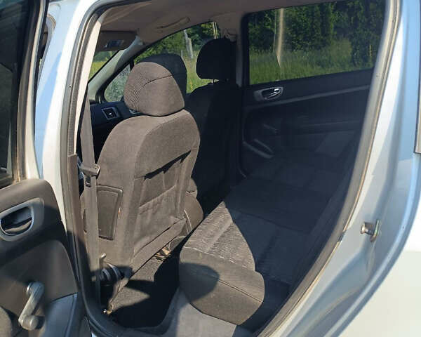 Сірий Пежо 307, об'ємом двигуна 1.6 л та пробігом 304 тис. км за 3100 $, фото 6 на Automoto.ua