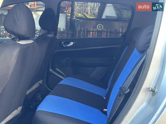 Сірий Пежо 307, об'ємом двигуна 1.4 л та пробігом 380 тис. км за 2999 $, фото 66 на Automoto.ua