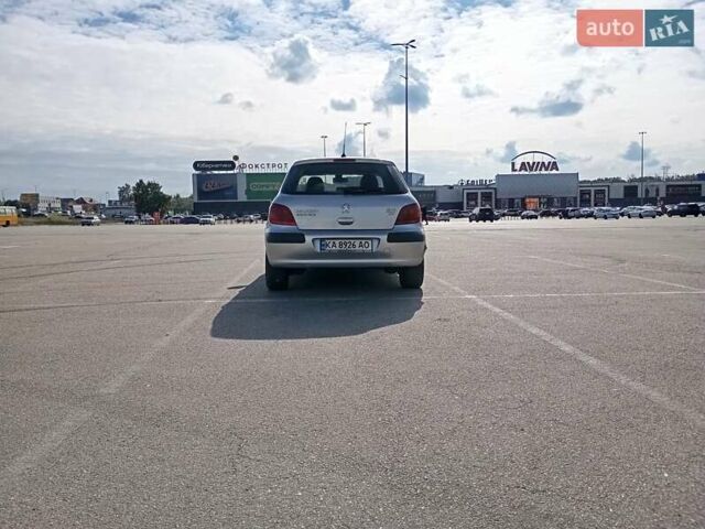 Сірий Пежо 307, об'ємом двигуна 2 л та пробігом 355 тис. км за 3300 $, фото 7 на Automoto.ua