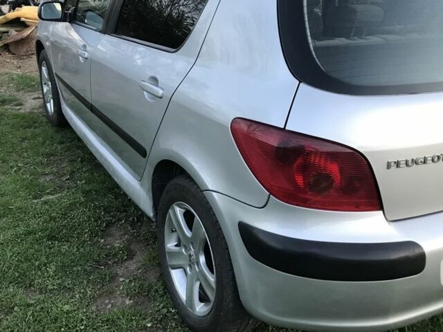 Сірий Пежо 307, об'ємом двигуна 1.4 л та пробігом 380 тис. км за 1500 $, фото 7 на Automoto.ua