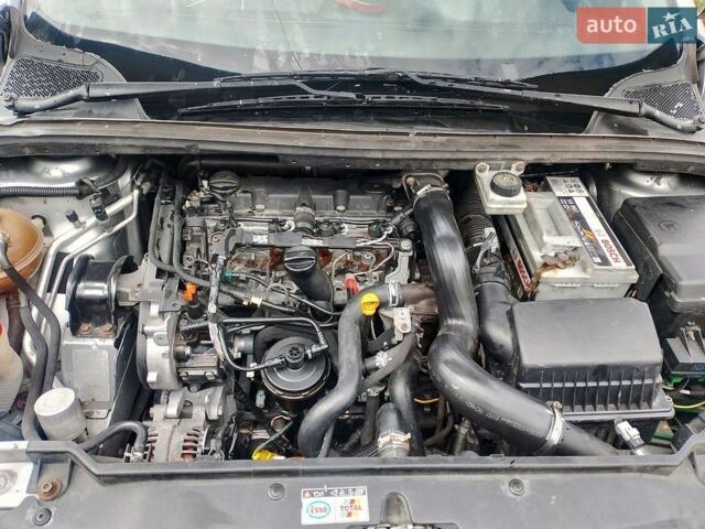 Серый Пежо 307, объемом двигателя 2 л и пробегом 350 тыс. км за 3399 $, фото 3 на Automoto.ua