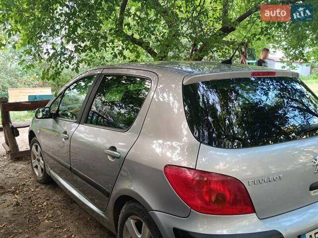 Серый Пежо 307, объемом двигателя 2 л и пробегом 260 тыс. км за 3500 $, фото 6 на Automoto.ua