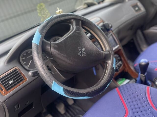 Серый Пежо 307, объемом двигателя 1.6 л и пробегом 2 тыс. км за 3400 $, фото 7 на Automoto.ua