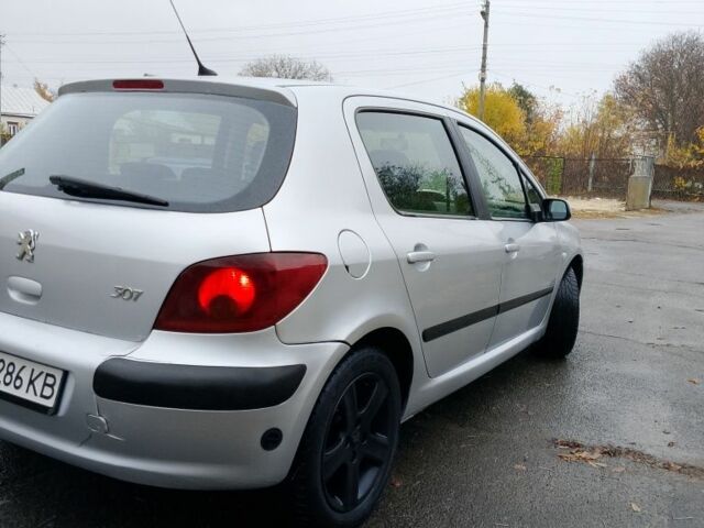 Сірий Пежо 307, об'ємом двигуна 1.6 л та пробігом 300 тис. км за 2800 $, фото 8 на Automoto.ua
