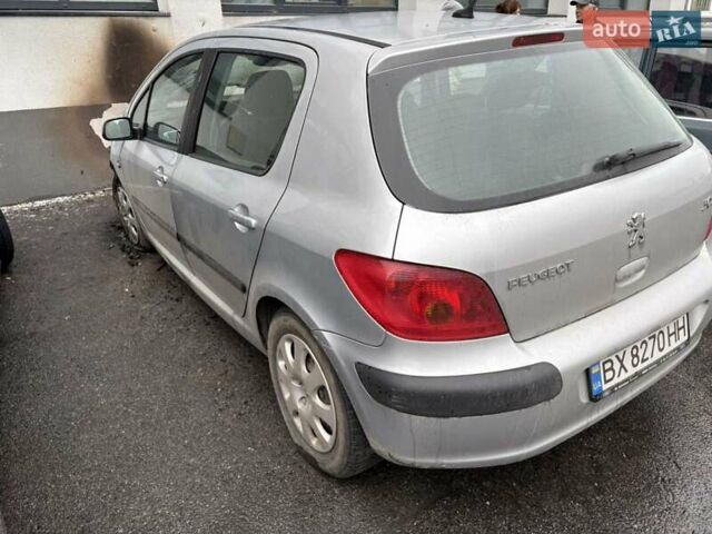 Серый Пежо 307, объемом двигателя 1.6 л и пробегом 200 тыс. км за 800 $, фото 3 на Automoto.ua