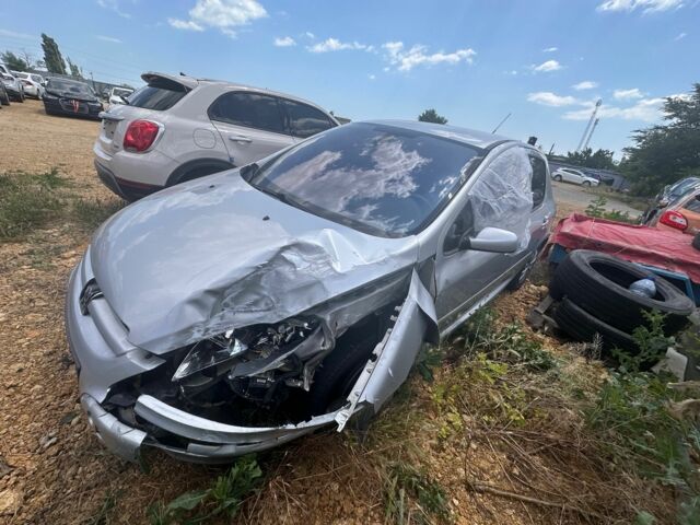 Серый Пежо 307, объемом двигателя 1.6 л и пробегом 2 тыс. км за 1500 $, фото 2 на Automoto.ua