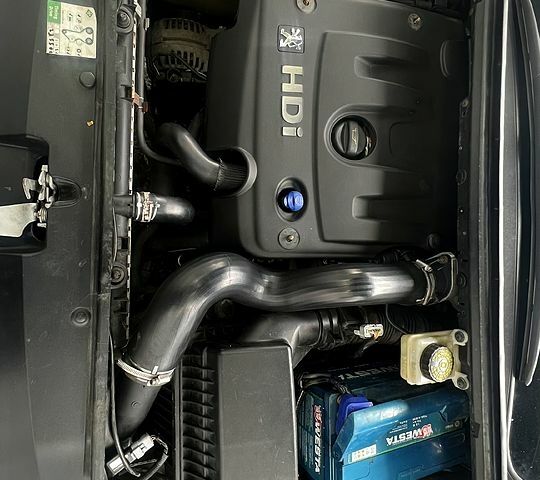 Серый Пежо 307, объемом двигателя 2 л и пробегом 265 тыс. км за 5000 $, фото 10 на Automoto.ua