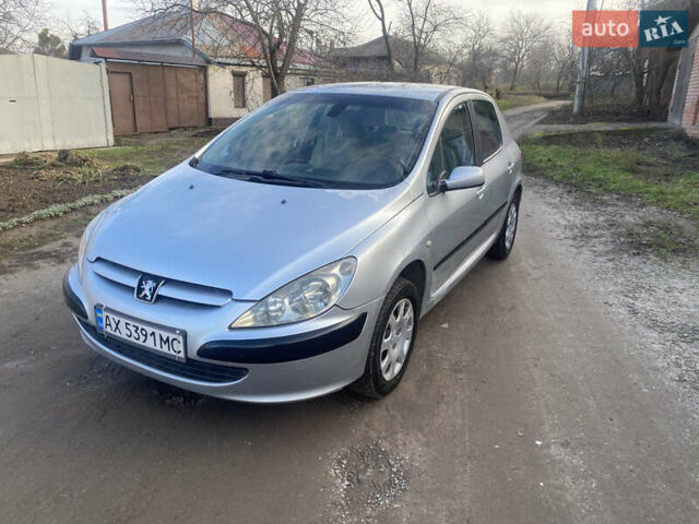 Сірий Пежо 307, об'ємом двигуна 1.4 л та пробігом 200 тис. км за 2850 $, фото 6 на Automoto.ua