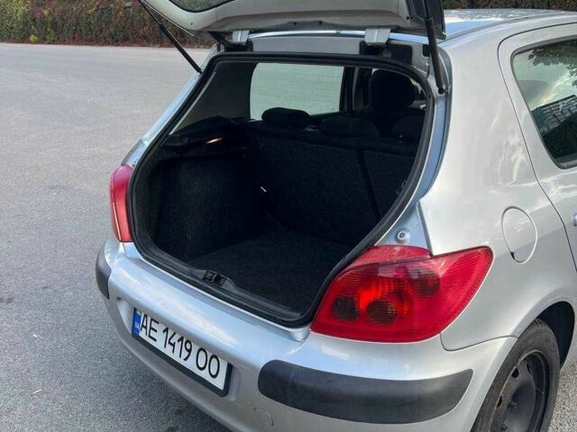 Серый Пежо 307, объемом двигателя 1.4 л и пробегом 258 тыс. км за 3800 $, фото 6 на Automoto.ua