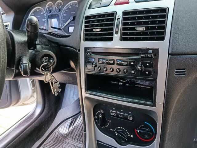 Сірий Пежо 307, об'ємом двигуна 1.4 л та пробігом 360 тис. км за 3700 $, фото 13 на Automoto.ua