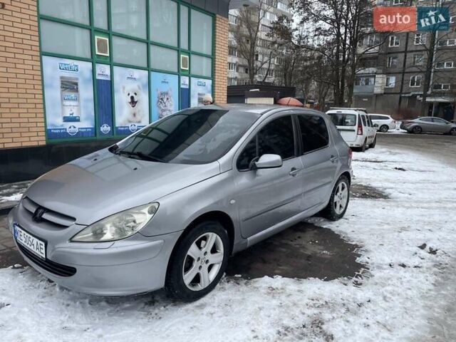 Серый Пежо 307, объемом двигателя 2 л и пробегом 260 тыс. км за 4000 $, фото 2 на Automoto.ua