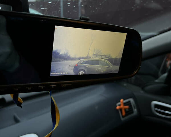 Сірий Пежо 307, об'ємом двигуна 2 л та пробігом 337 тис. км за 3300 $, фото 21 на Automoto.ua