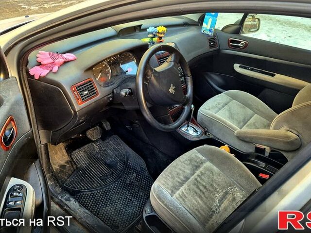Серый Пежо 307, объемом двигателя 2 л и пробегом 0 тыс. км за 3700 $, фото 4 на Automoto.ua