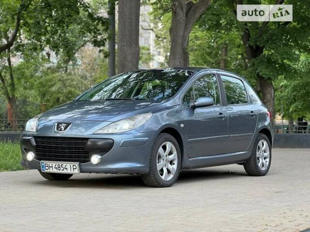 Сірий Пежо 307, об'ємом двигуна 0 л та пробігом 237 тис. км за 4400 $, фото 3 на Automoto.ua