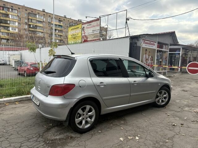 Серый Пежо 307, объемом двигателя 2 л и пробегом 180 тыс. км за 5300 $, фото 8 на Automoto.ua