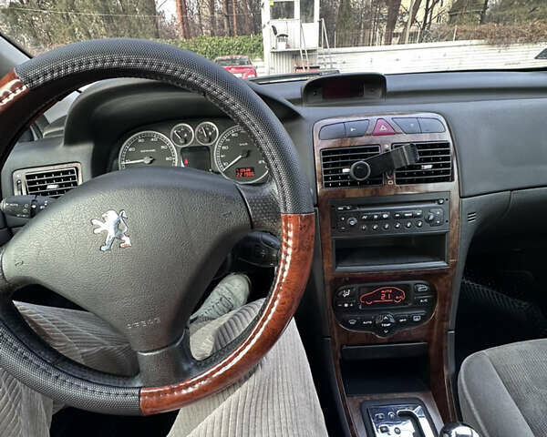 Сірий Пежо 307, об'ємом двигуна 1.59 л та пробігом 222 тис. км за 3500 $, фото 7 на Automoto.ua