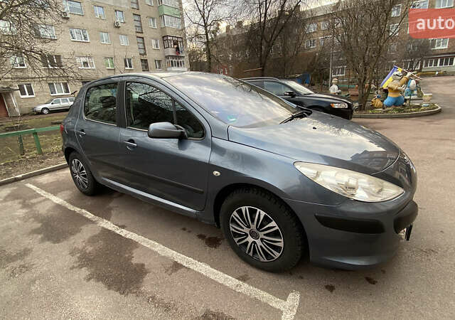 Серый Пежо 307, объемом двигателя 1.56 л и пробегом 286 тыс. км за 3900 $, фото 3 на Automoto.ua