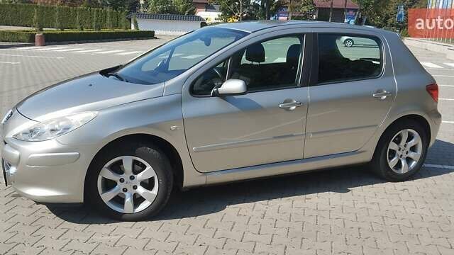 Сірий Пежо 307, об'ємом двигуна 2 л та пробігом 174 тис. км за 4600 $, фото 1 на Automoto.ua