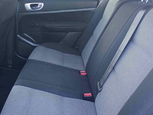 Серый Пежо 307, объемом двигателя 1.6 л и пробегом 241 тыс. км за 4200 $, фото 11 на Automoto.ua