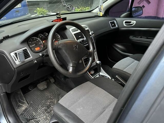 Пежо 307 2006 в Обухове на Automoto.ua Серый Пежо 307, объемом двигателя 1.6 л и пробегом 201 тыс. км за 4000 $, фото 4 на Automoto.ua