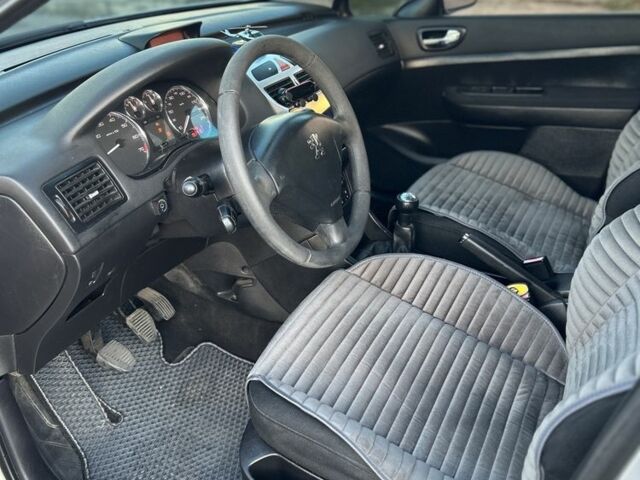 Сірий Пежо 307, об'ємом двигуна 2 л та пробігом 265 тис. км за 3500 $, фото 9 на Automoto.ua