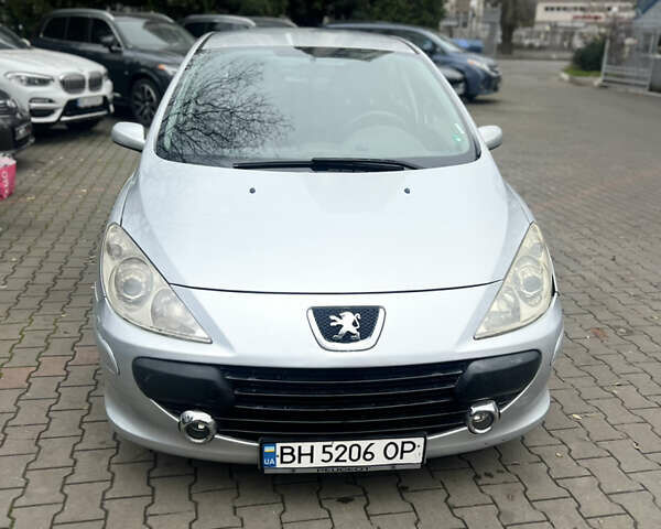 Серый Пежо 307, объемом двигателя 1.59 л и пробегом 246 тыс. км за 3600 $, фото 12 на Automoto.ua