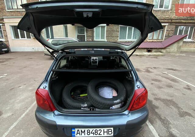Серый Пежо 307, объемом двигателя 1.56 л и пробегом 286 тыс. км за 3900 $, фото 25 на Automoto.ua