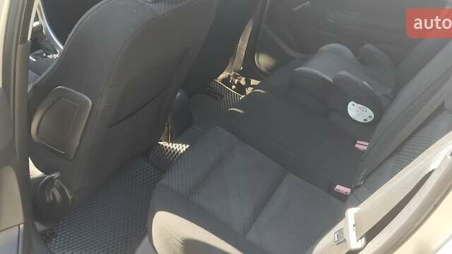 Сірий Пежо 307, об'ємом двигуна 2 л та пробігом 174 тис. км за 4600 $, фото 12 на Automoto.ua