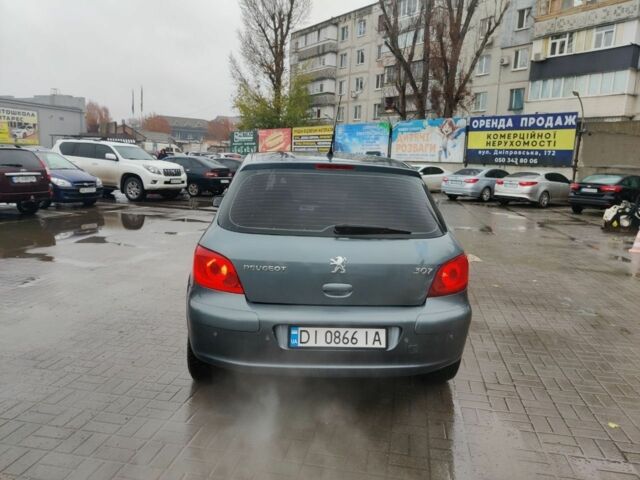 Серый Пежо 307, объемом двигателя 1.6 л и пробегом 300 тыс. км за 3400 $, фото 3 на Automoto.ua