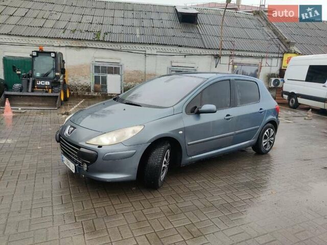 Серый Пежо 307, объемом двигателя 1.6 л и пробегом 300 тыс. км за 3400 $, фото 2 на Automoto.ua