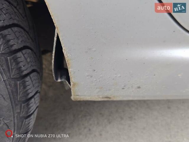 Серый Пежо 307, объемом двигателя 2 л и пробегом 277 тыс. км за 3600 $, фото 3 на Automoto.ua