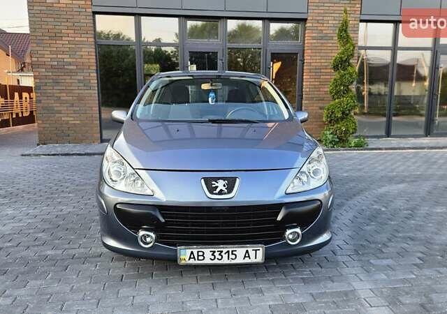 Серый Пежо 307, объемом двигателя 2 л и пробегом 79 тыс. км за 6250 $, фото 102 на Automoto.ua