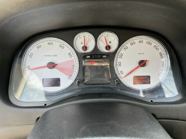 Серый Пежо 307, объемом двигателя 1.6 л и пробегом 208 тыс. км за 3900 $, фото 19 на Automoto.ua