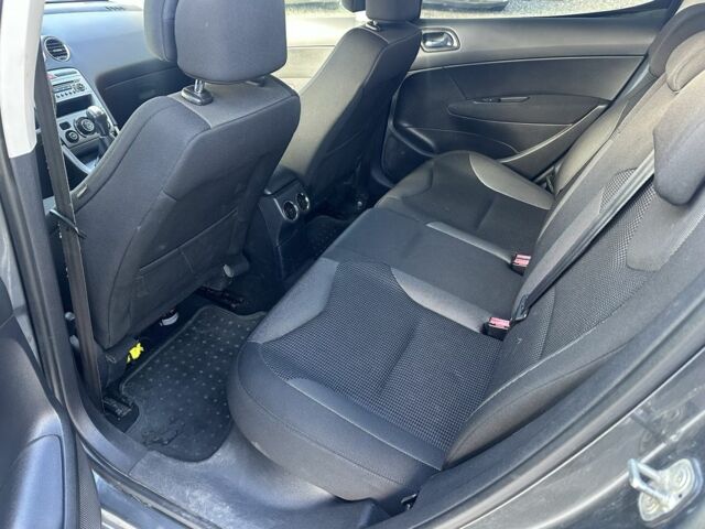 Серый Пежо 307, объемом двигателя 1.6 л и пробегом 220 тыс. км за 4300 $, фото 6 на Automoto.ua