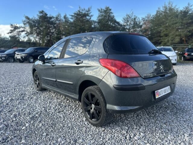 Серый Пежо 307, объемом двигателя 1.6 л и пробегом 220 тыс. км за 4300 $, фото 5 на Automoto.ua