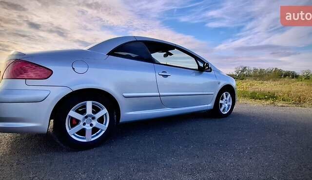 Сірий Пежо 307, об'ємом двигуна 2 л та пробігом 126 тис. км за 5500 $, фото 4 на Automoto.ua