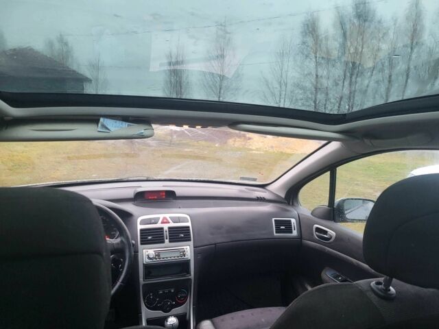 Серый Пежо 307, объемом двигателя 2 л и пробегом 2 тыс. км за 1200 $, фото 3 на Automoto.ua