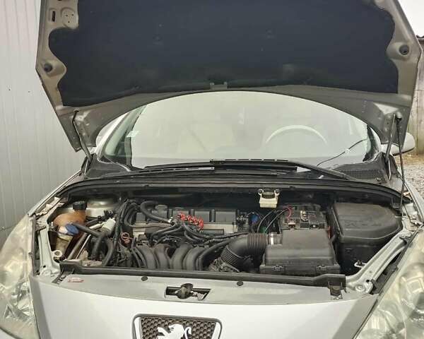 Сірий Пежо 307, об'ємом двигуна 2 л та пробігом 259 тис. км за 4850 $, фото 16 на Automoto.ua
