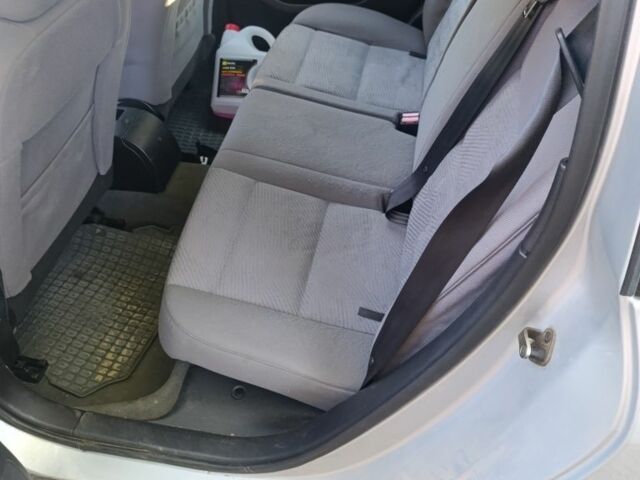 Серый Пежо 307, объемом двигателя 1.6 л и пробегом 190 тыс. км за 2200 $, фото 4 на Automoto.ua