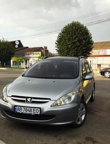Серый Пежо 307, объемом двигателя 1.6 л и пробегом 316 тыс. км за 3200 $, фото 7 на Automoto.ua