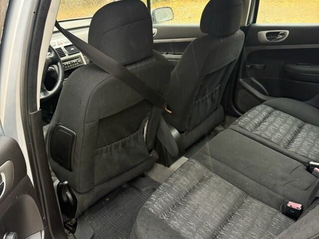 Сірий Пежо 307, об'ємом двигуна 2 л та пробігом 280 тис. км за 3500 $, фото 5 на Automoto.ua