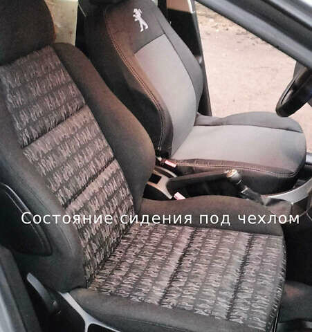 Серый Пежо 307, объемом двигателя 1.59 л и пробегом 192 тыс. км за 4500 $, фото 12 на Automoto.ua