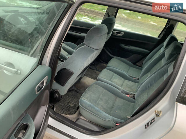 Сірий Пежо 307, об'ємом двигуна 1.59 л та пробігом 300 тис. км за 2000 $, фото 23 на Automoto.ua